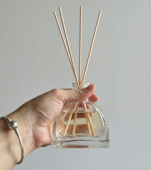 COMBO DIFUSOR VIDRIO CON TAPON + AROMA